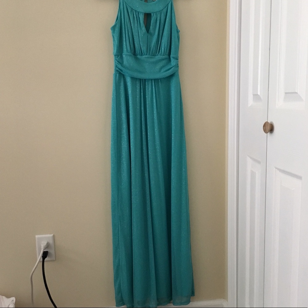 Teal evening gown💍
